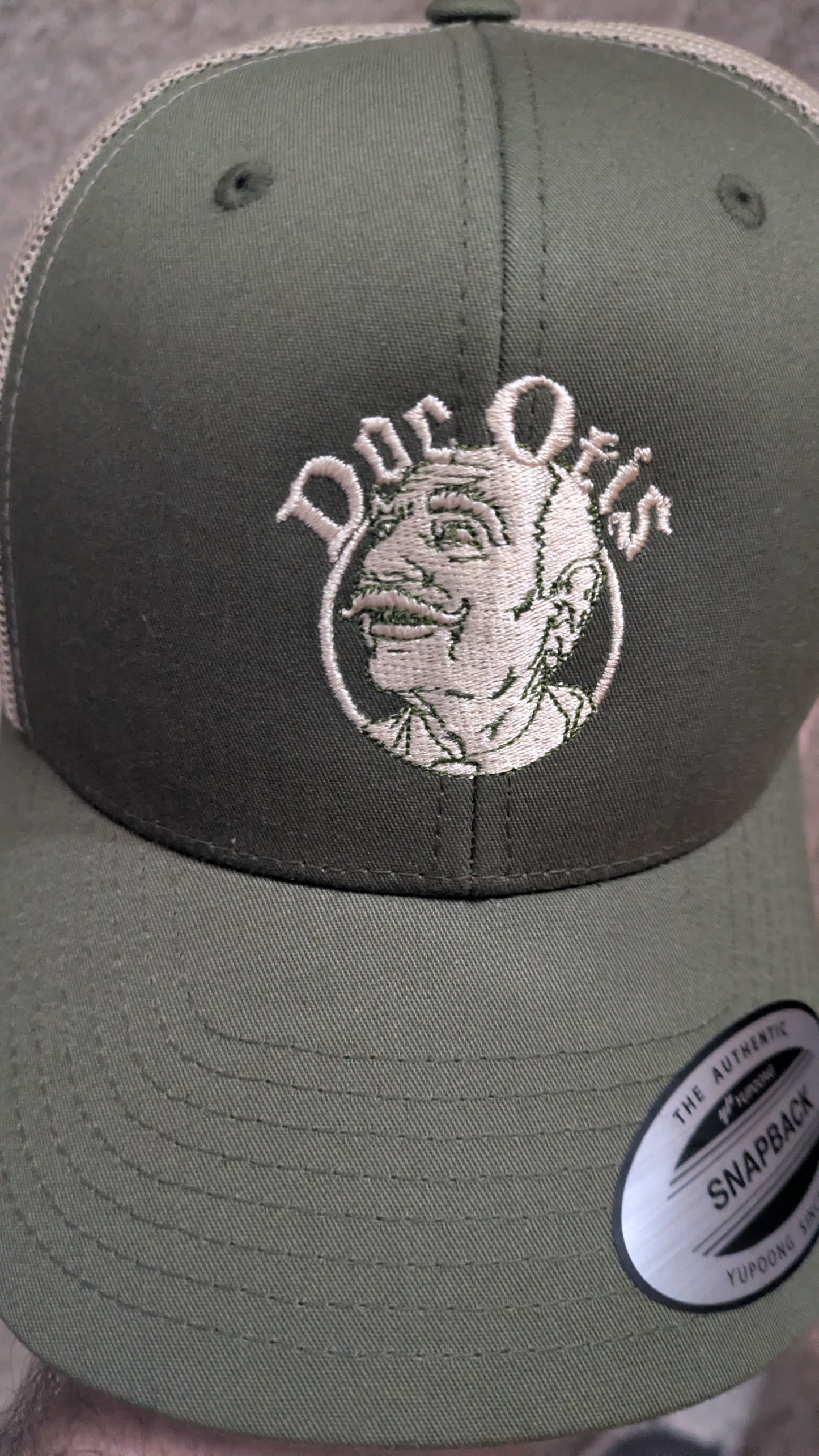 Unstructured Hats